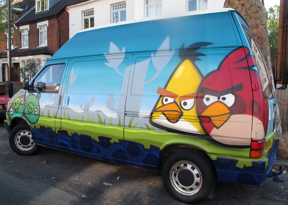 Angry Birds Van